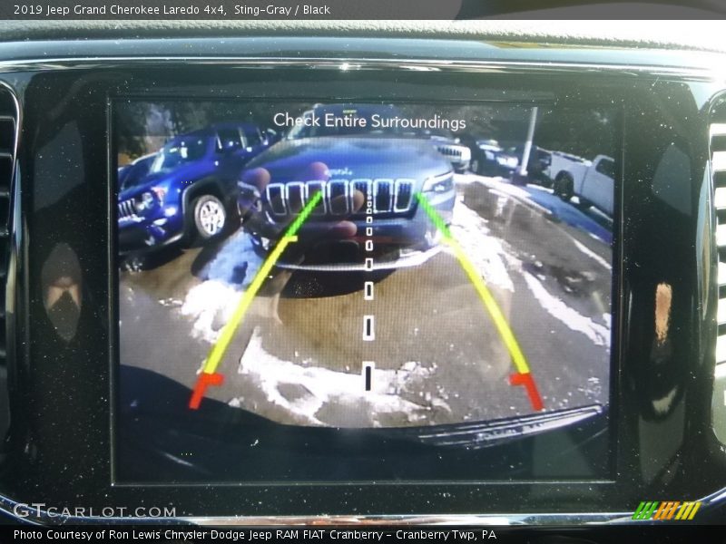 Sting-Gray / Black 2019 Jeep Grand Cherokee Laredo 4x4
