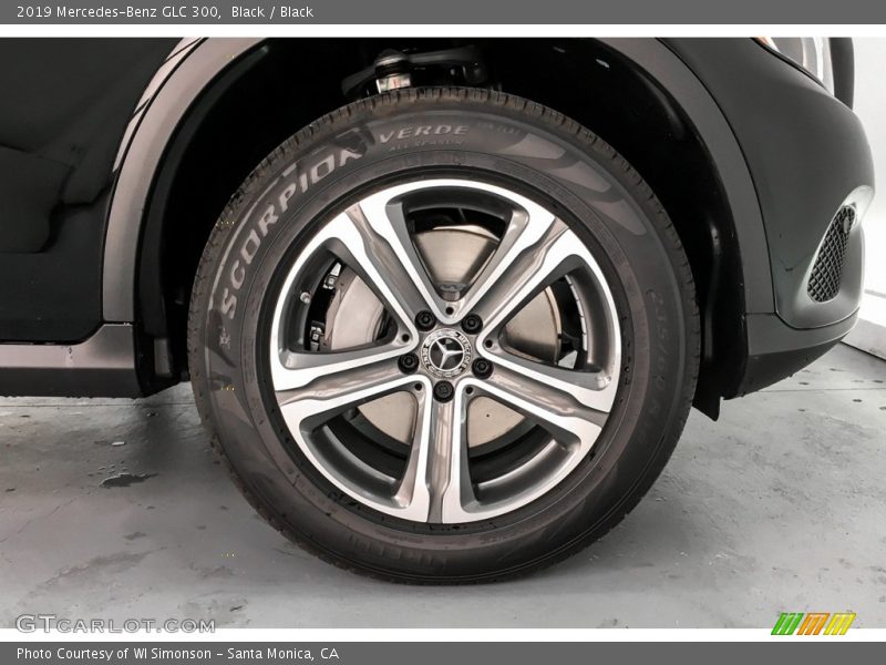 Black / Black 2019 Mercedes-Benz GLC 300