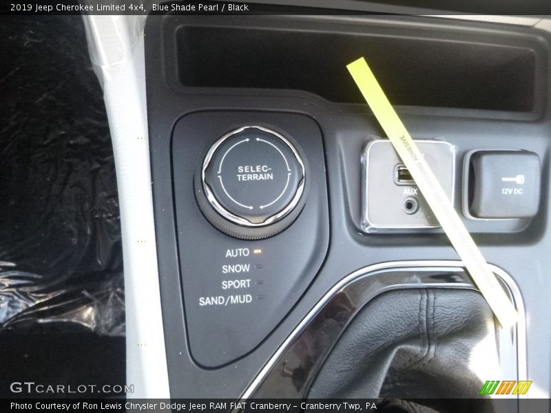 Blue Shade Pearl / Black 2019 Jeep Cherokee Limited 4x4