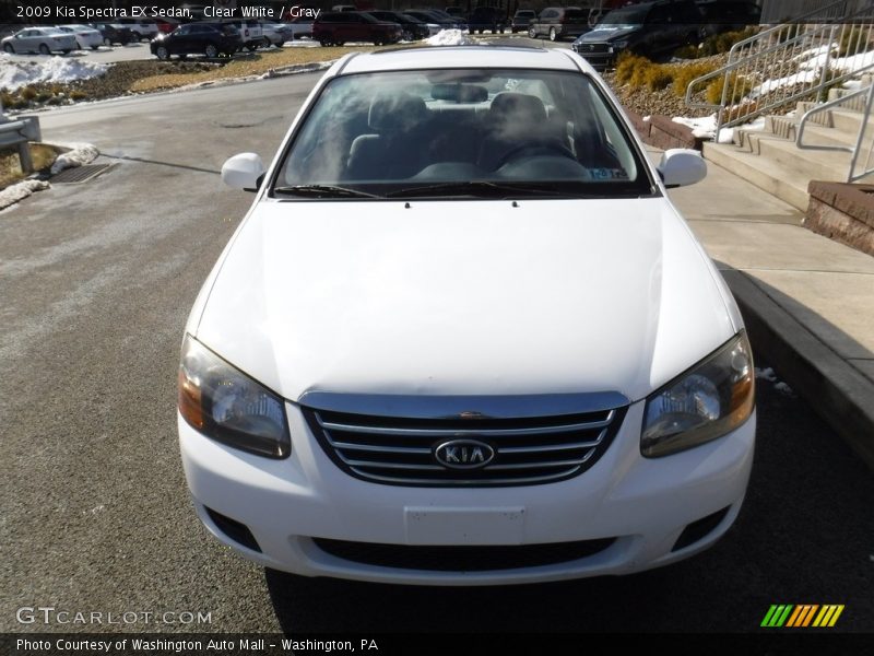 Clear White / Gray 2009 Kia Spectra EX Sedan