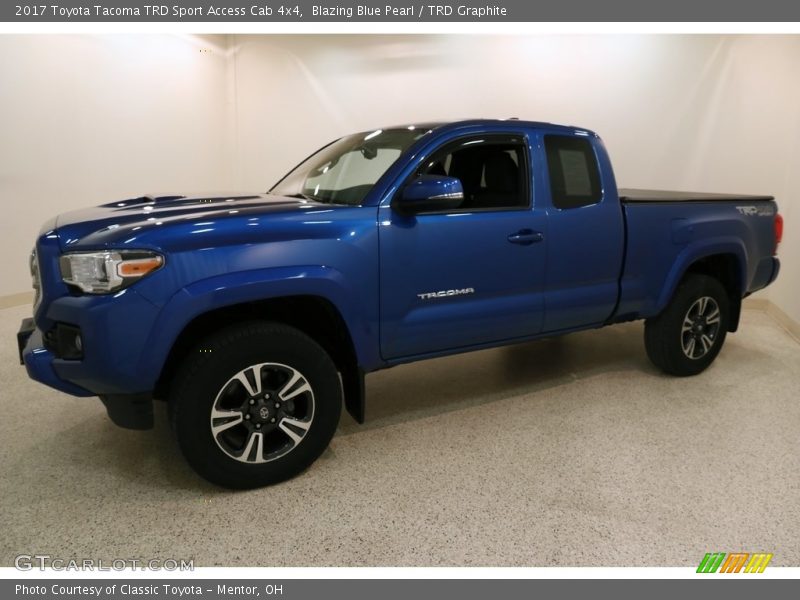 Blazing Blue Pearl / TRD Graphite 2017 Toyota Tacoma TRD Sport Access Cab 4x4