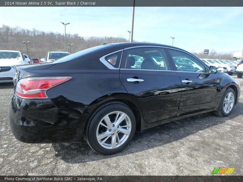 Super Black / Charcoal 2014 Nissan Altima 2.5 SV