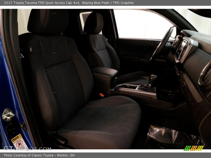 Blazing Blue Pearl / TRD Graphite 2017 Toyota Tacoma TRD Sport Access Cab 4x4