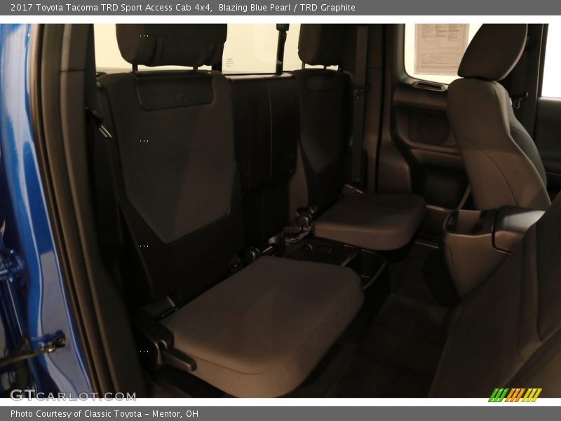 Blazing Blue Pearl / TRD Graphite 2017 Toyota Tacoma TRD Sport Access Cab 4x4