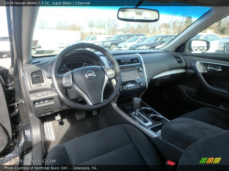 Super Black / Charcoal 2014 Nissan Altima 2.5 SV