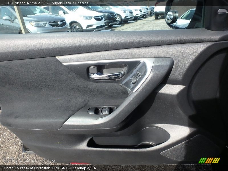 Super Black / Charcoal 2014 Nissan Altima 2.5 SV