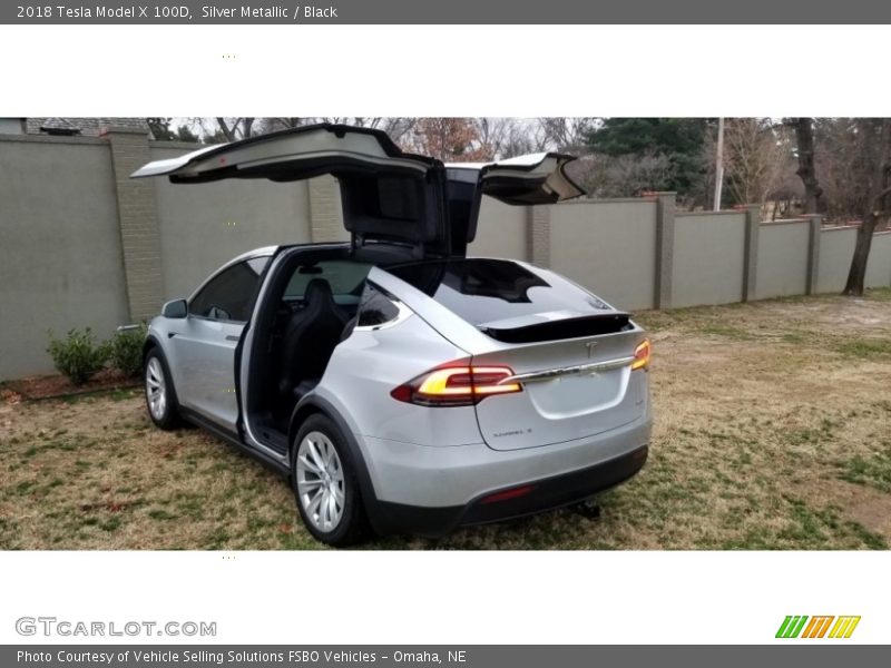 Silver Metallic / Black 2018 Tesla Model X 100D
