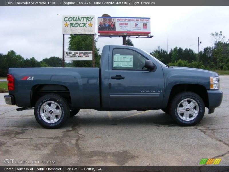 Blue Granite Metallic / Light Titanium 2009 Chevrolet Silverado 1500 LT Regular Cab 4x4