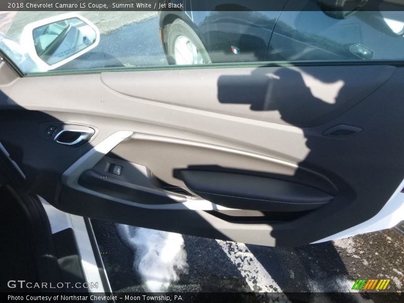 Summit White / Jet Black 2018 Chevrolet Camaro LS Coupe