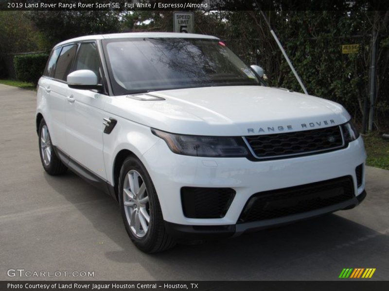 Fuji White / Espresso/Almond 2019 Land Rover Range Rover Sport SE