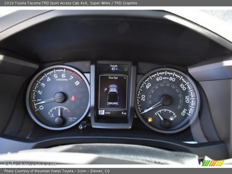 Super White / TRD Graphite 2019 Toyota Tacoma TRD Sport Access Cab 4x4