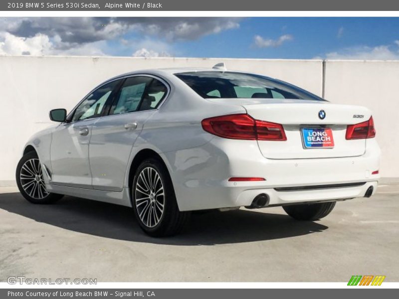 Alpine White / Black 2019 BMW 5 Series 530i Sedan