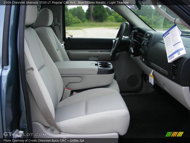 Blue Granite Metallic / Light Titanium 2009 Chevrolet Silverado 1500 LT Regular Cab 4x4