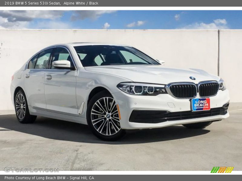 Alpine White / Black 2019 BMW 5 Series 530i Sedan