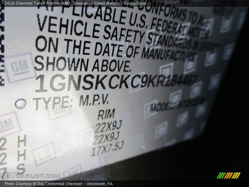 Deepwood Green Metallic / Cocoa/Dune 2019 Chevrolet Tahoe Premier 4WD
