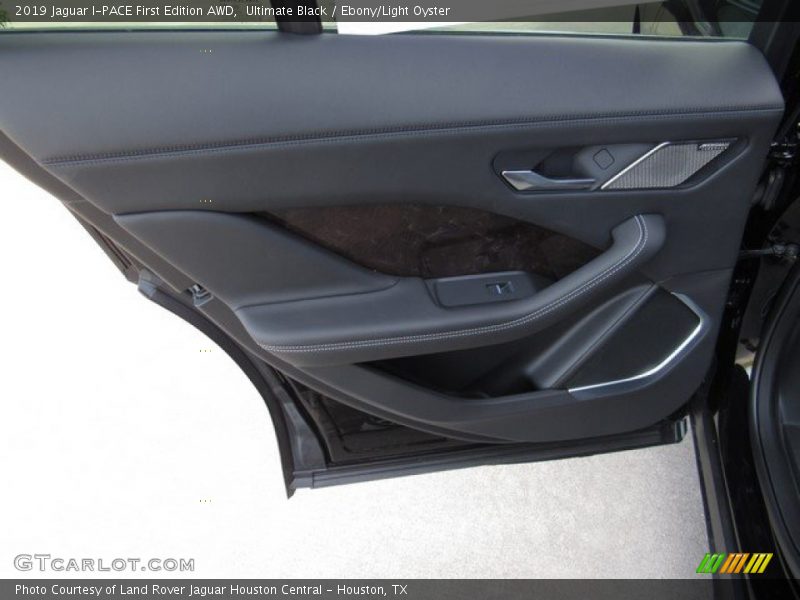 Ultimate Black / Ebony/Light Oyster 2019 Jaguar I-PACE First Edition AWD