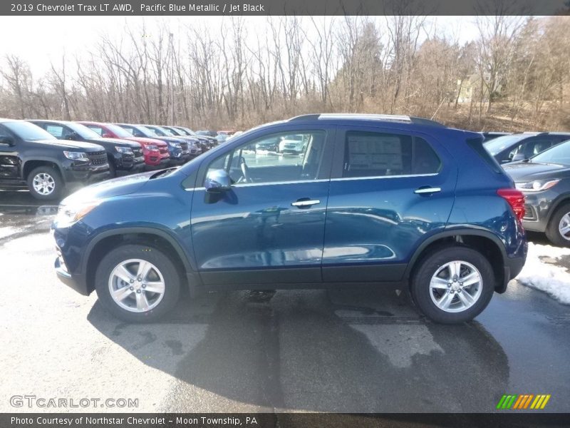 Pacific Blue Metallic / Jet Black 2019 Chevrolet Trax LT AWD
