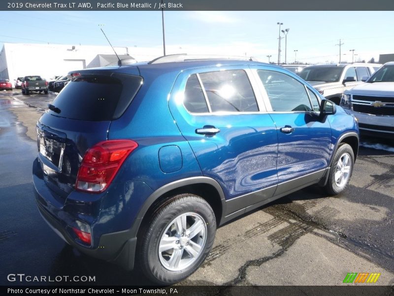 Pacific Blue Metallic / Jet Black 2019 Chevrolet Trax LT AWD