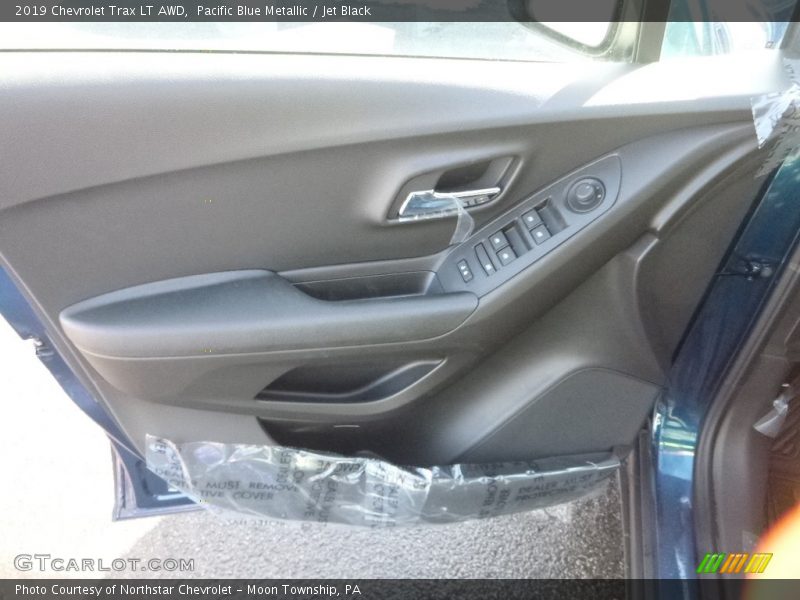 Pacific Blue Metallic / Jet Black 2019 Chevrolet Trax LT AWD