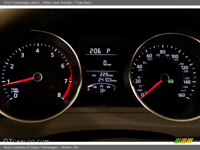 Reflex Silver Metallic / Titan Black 2016 Volkswagen Jetta S