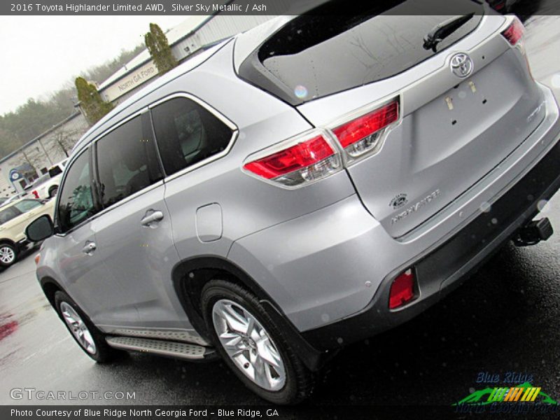 Silver Sky Metallic / Ash 2016 Toyota Highlander Limited AWD