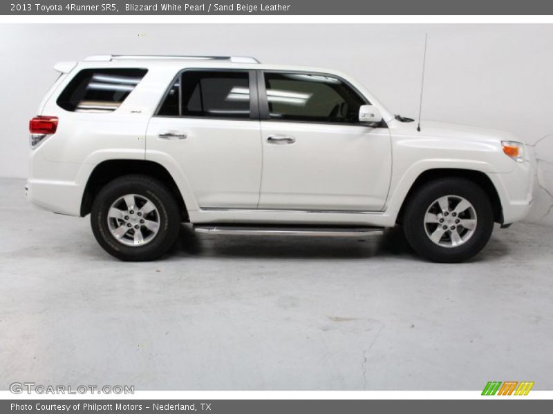 Blizzard White Pearl / Sand Beige Leather 2013 Toyota 4Runner SR5