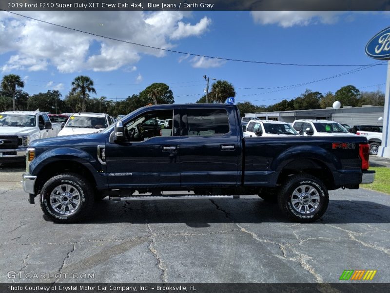 Blue Jeans / Earth Gray 2019 Ford F250 Super Duty XLT Crew Cab 4x4