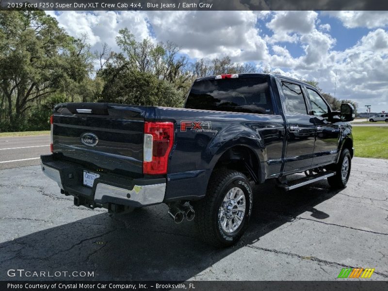 Blue Jeans / Earth Gray 2019 Ford F250 Super Duty XLT Crew Cab 4x4