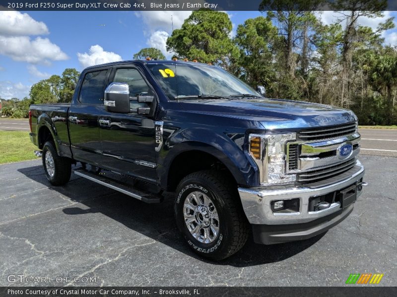 Blue Jeans / Earth Gray 2019 Ford F250 Super Duty XLT Crew Cab 4x4
