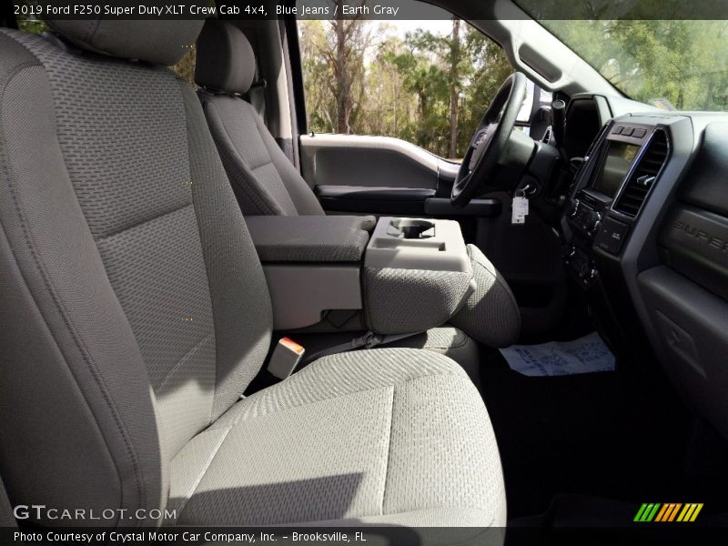 Blue Jeans / Earth Gray 2019 Ford F250 Super Duty XLT Crew Cab 4x4