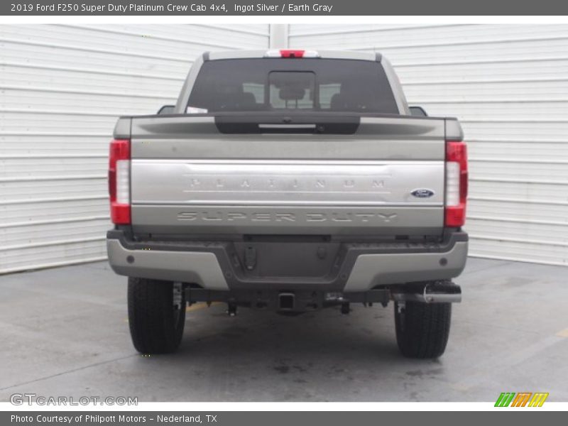 Ingot Silver / Earth Gray 2019 Ford F250 Super Duty Platinum Crew Cab 4x4