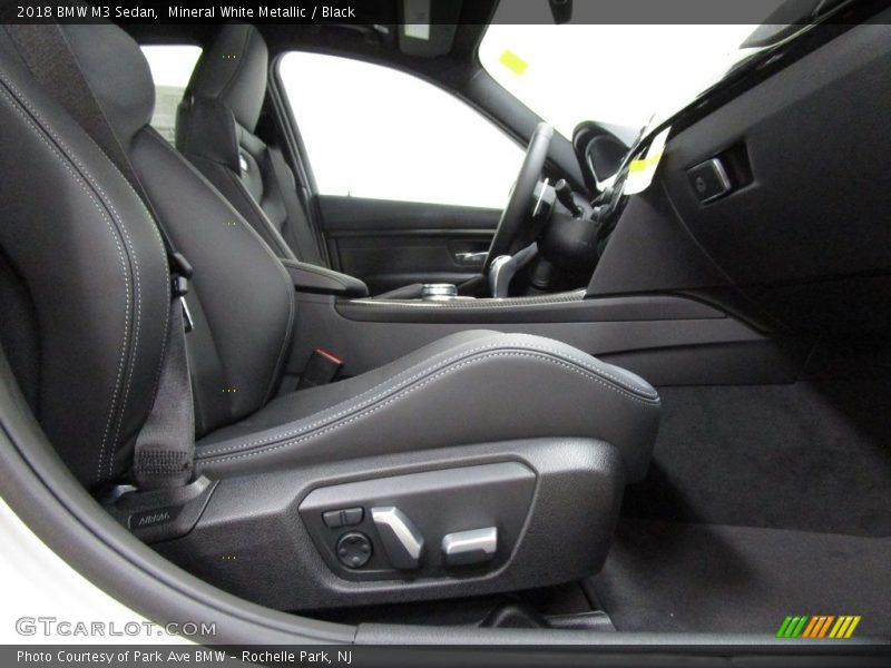 Mineral White Metallic / Black 2018 BMW M3 Sedan