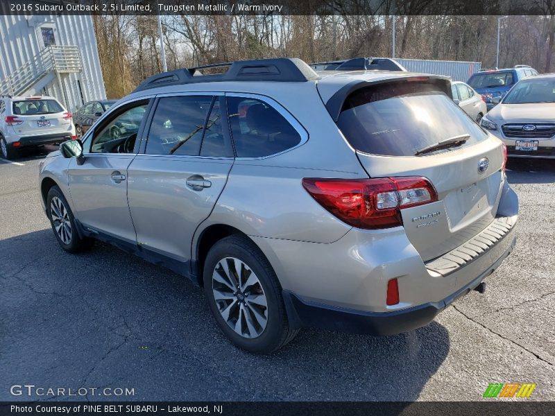 Tungsten Metallic / Warm Ivory 2016 Subaru Outback 2.5i Limited