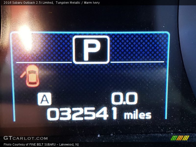 Tungsten Metallic / Warm Ivory 2016 Subaru Outback 2.5i Limited