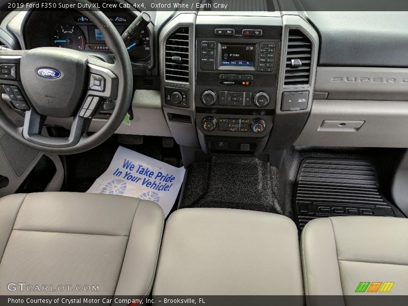 Oxford White / Earth Gray 2019 Ford F350 Super Duty XL Crew Cab 4x4