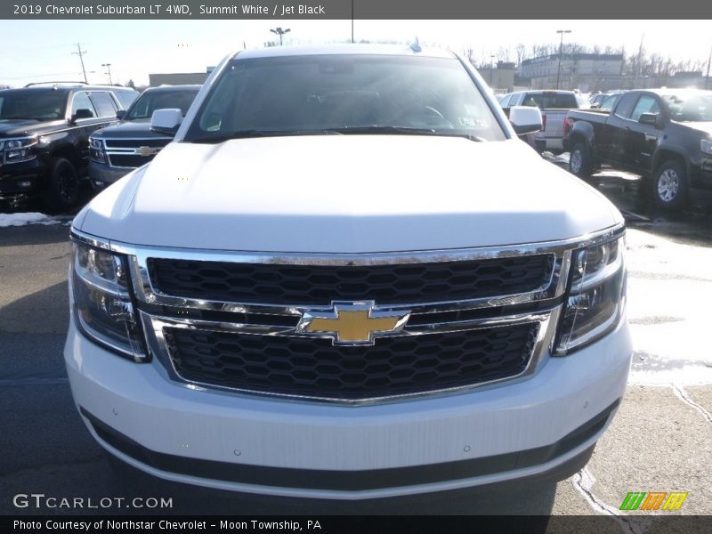Summit White / Jet Black 2019 Chevrolet Suburban LT 4WD