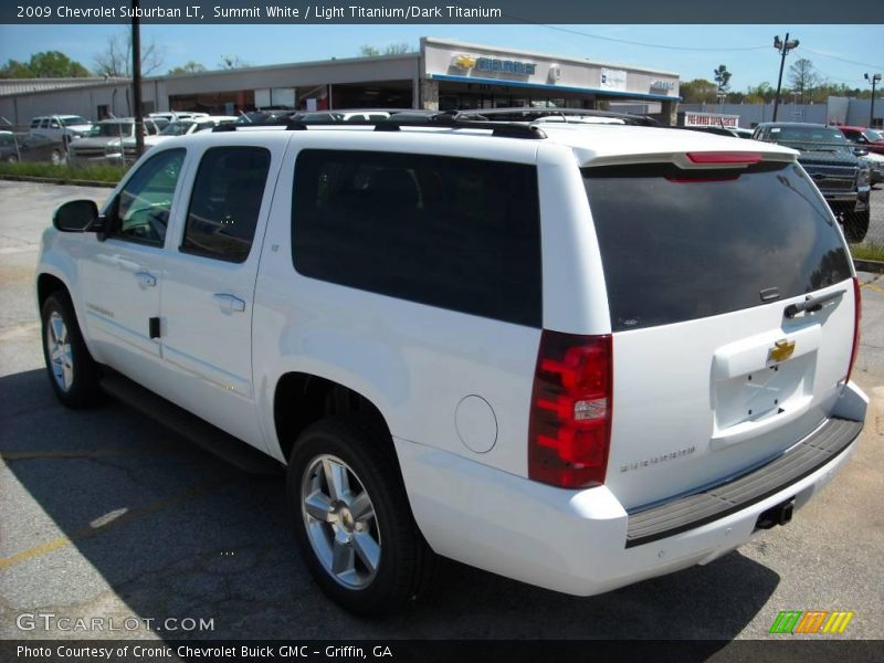 Summit White / Light Titanium/Dark Titanium 2009 Chevrolet Suburban LT