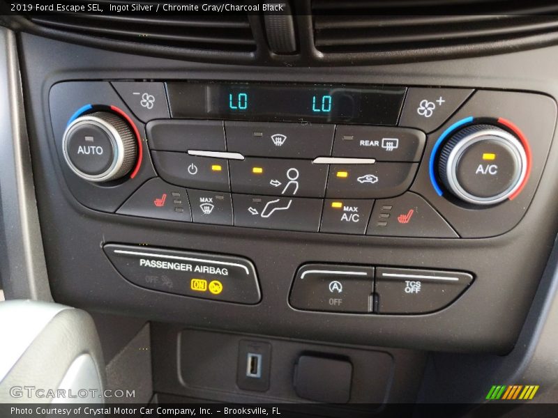 Ingot Silver / Chromite Gray/Charcoal Black 2019 Ford Escape SEL