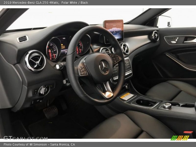 Polar White / Black 2019 Mercedes-Benz GLA 250 4Matic