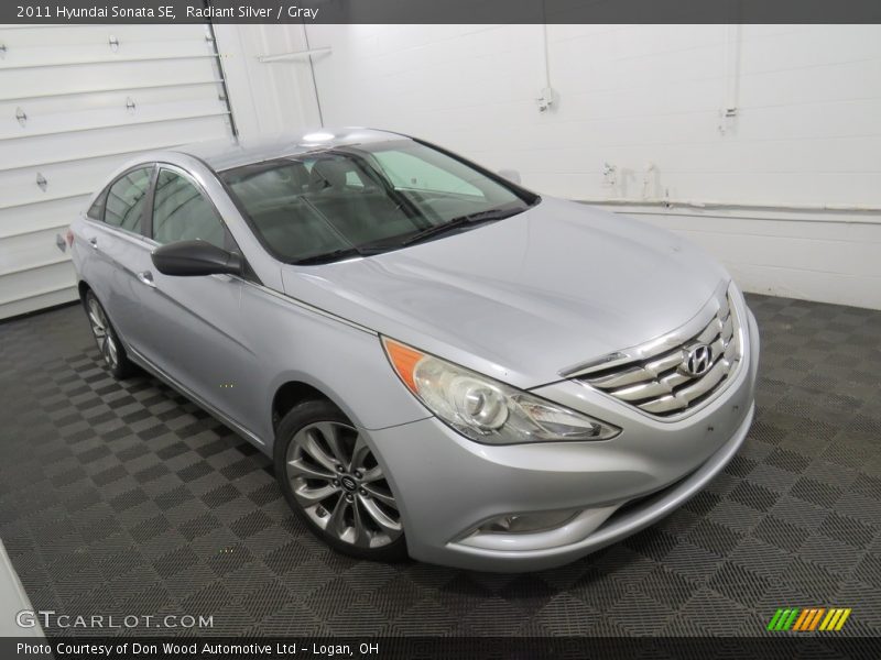 Radiant Silver / Gray 2011 Hyundai Sonata SE