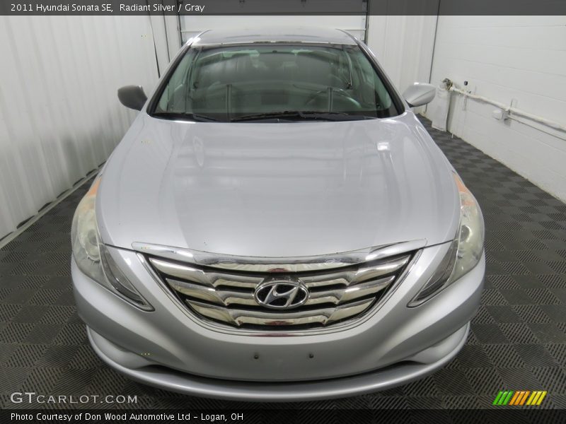 Radiant Silver / Gray 2011 Hyundai Sonata SE