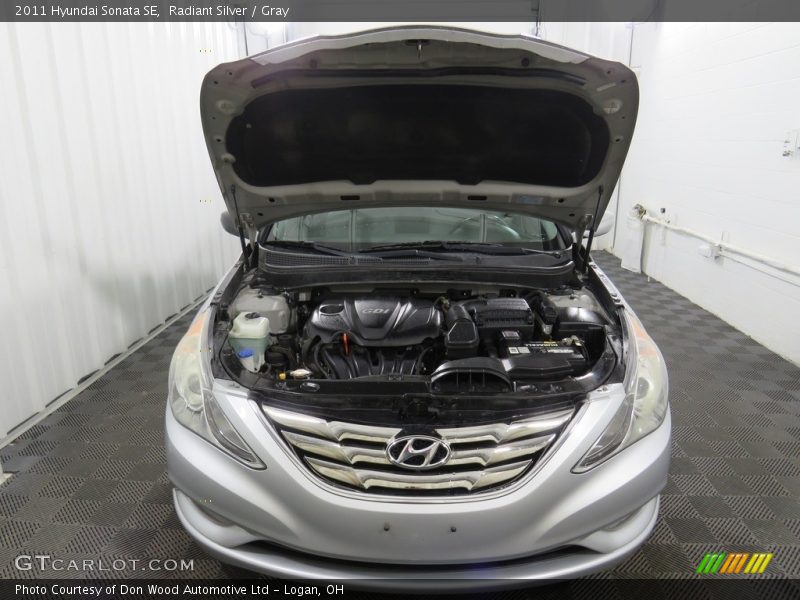 Radiant Silver / Gray 2011 Hyundai Sonata SE