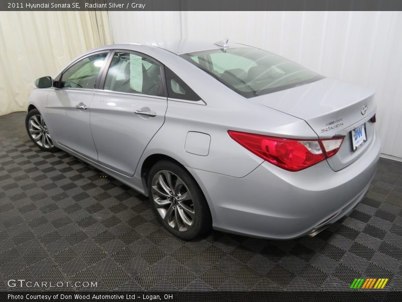 Radiant Silver / Gray 2011 Hyundai Sonata SE
