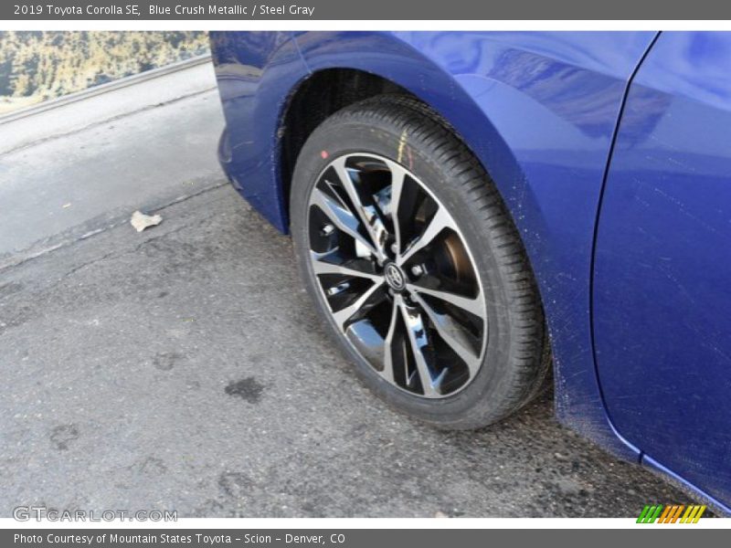 Blue Crush Metallic / Steel Gray 2019 Toyota Corolla SE