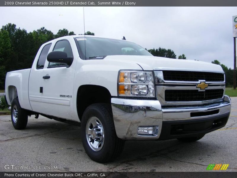 Summit White / Ebony 2009 Chevrolet Silverado 2500HD LT Extended Cab