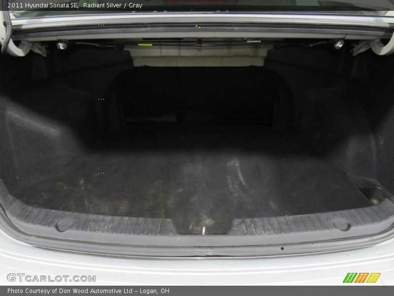 Radiant Silver / Gray 2011 Hyundai Sonata SE