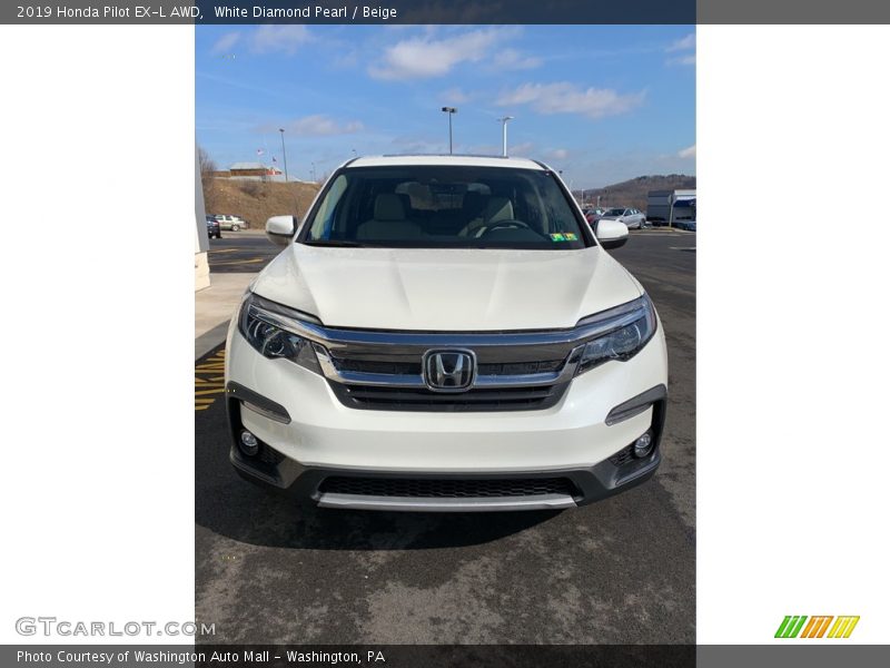 White Diamond Pearl / Beige 2019 Honda Pilot EX-L AWD