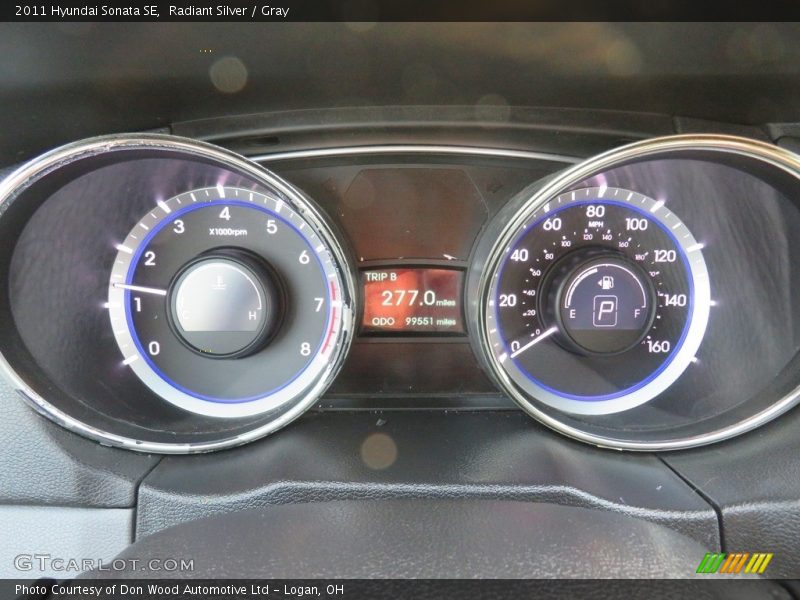 Radiant Silver / Gray 2011 Hyundai Sonata SE