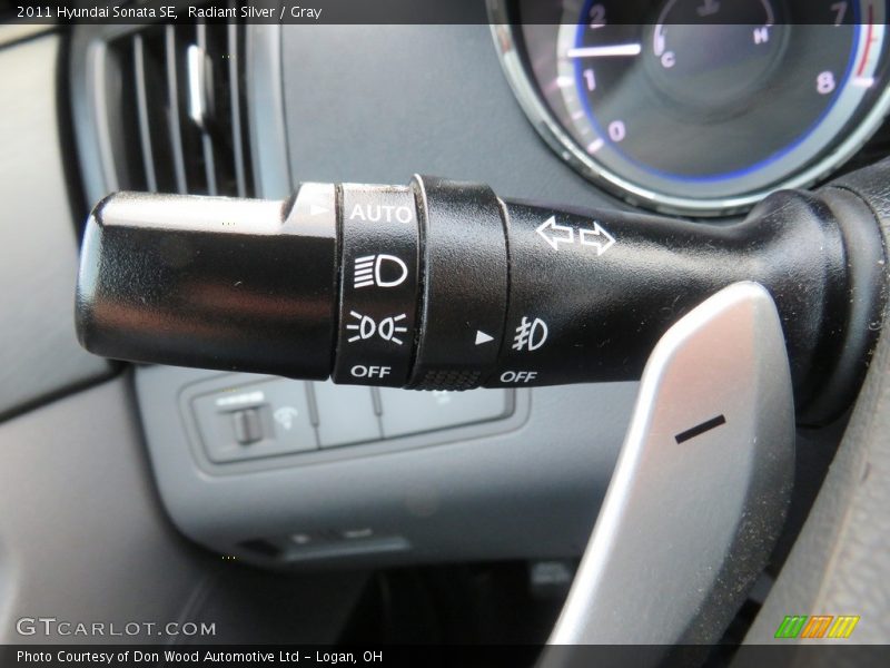 Radiant Silver / Gray 2011 Hyundai Sonata SE