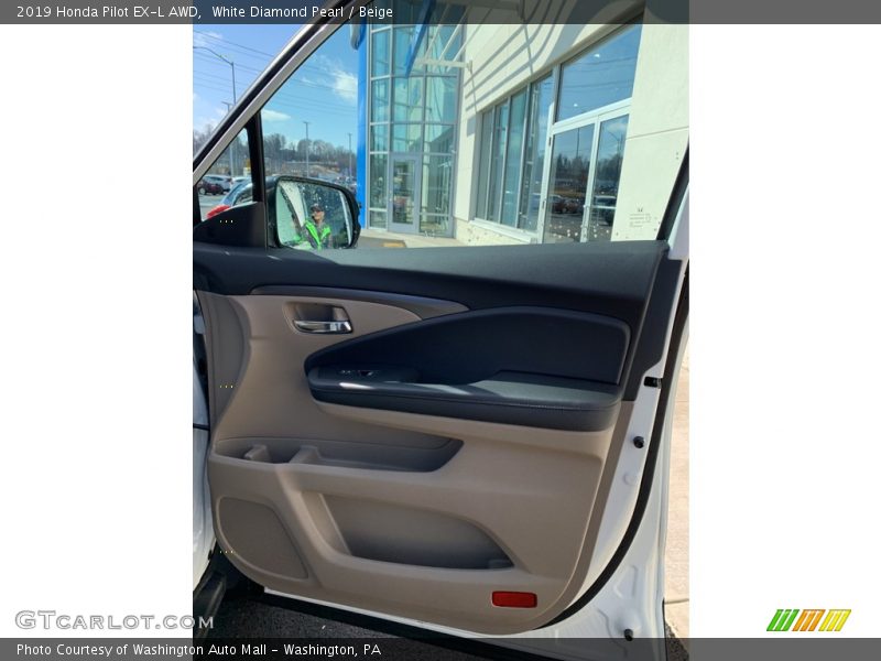 White Diamond Pearl / Beige 2019 Honda Pilot EX-L AWD
